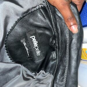 Jacket￼ PELLE